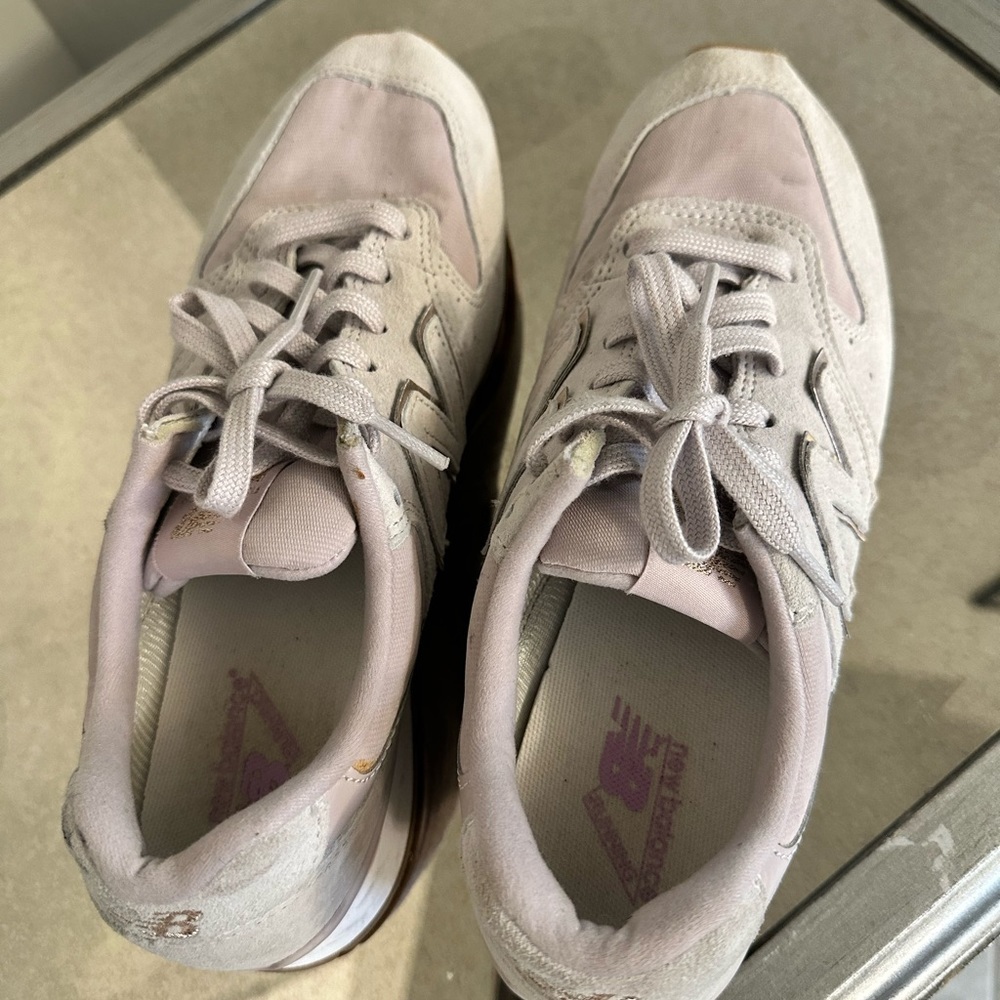 New Balance - Picture 6 of 6